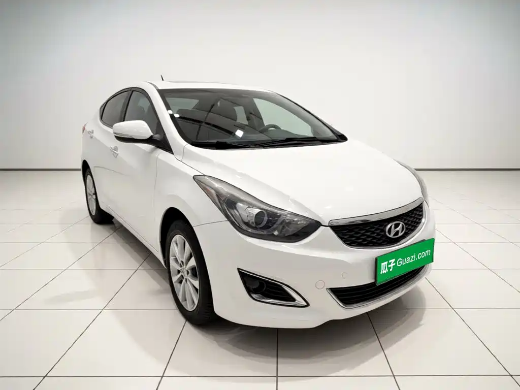 Hyundai Elantra 2016