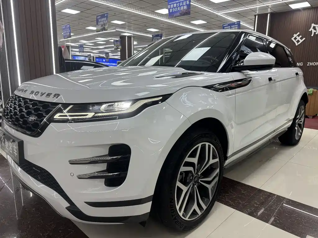 Land Rover Evoque 2023 — фото 1