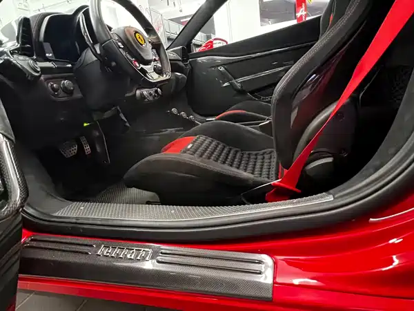 Ferrari 458 2015