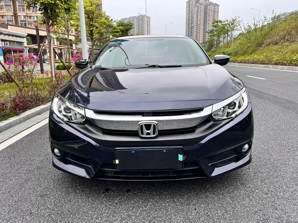 Honda Civic 2017 — фото 2