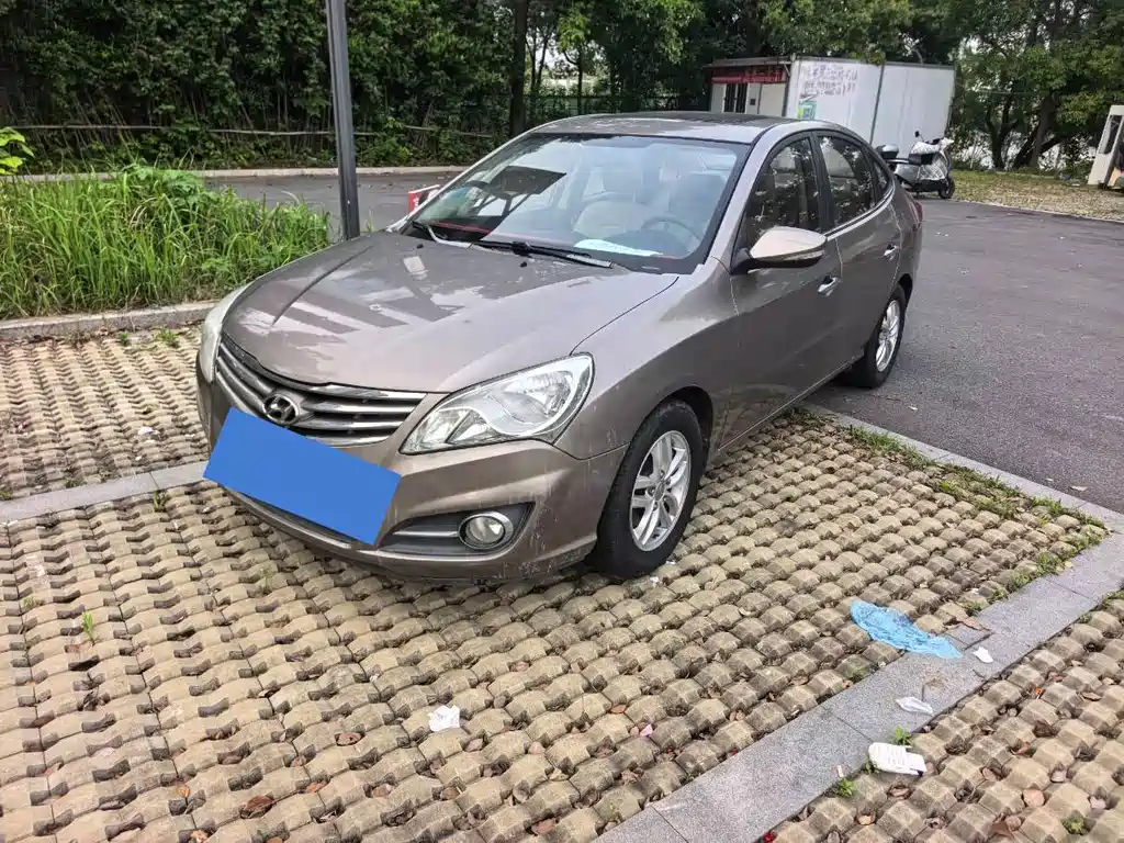 Hyundai Joyful 2013
