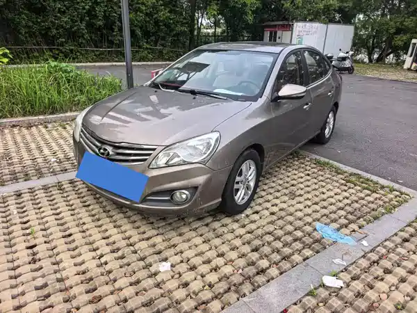 Hyundai Yuedong 2013