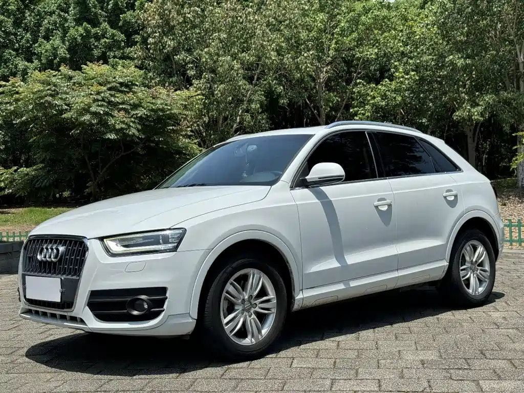 Audi Q3 2015