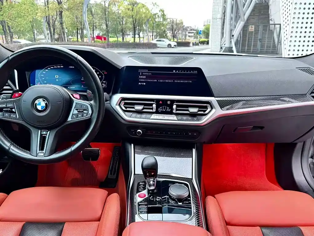 BMW M4 2023 — фото 10