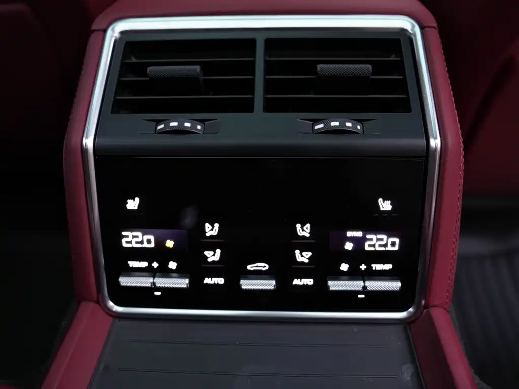 Porsche Panamera 2023 — фото 33