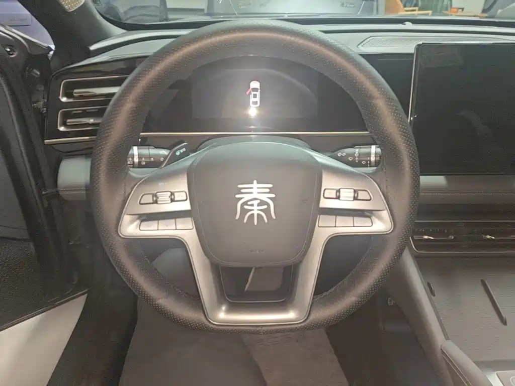 BYD Qin L 2025 — фото 11