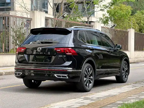 Volkswagen Tiguan L 2024