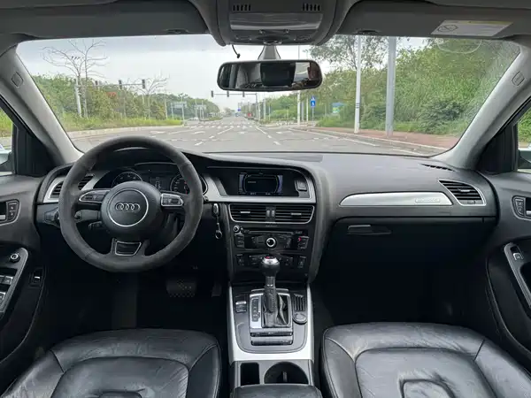 Audi A4L 2013