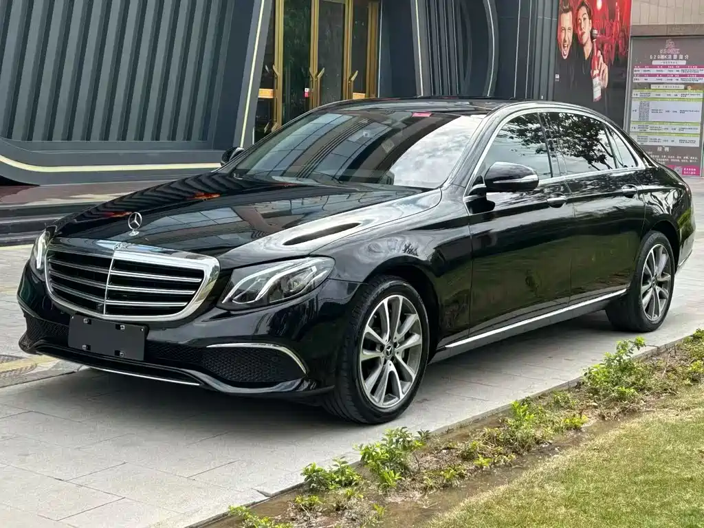 Mercedes-Benz E-Class 2019 — фото 1