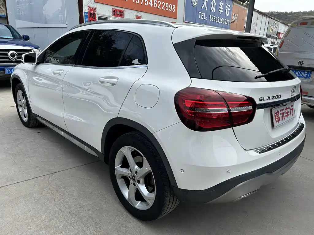 Mercedes-Benz GLA 2018 — фото 9