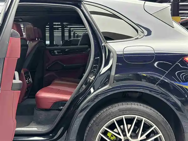 Porsche Cayenne New Energy 2021