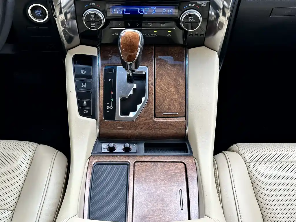 Toyota Alphard 2015 — фото 30