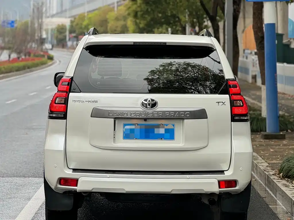 Toyota Prado 2019 — фото 3