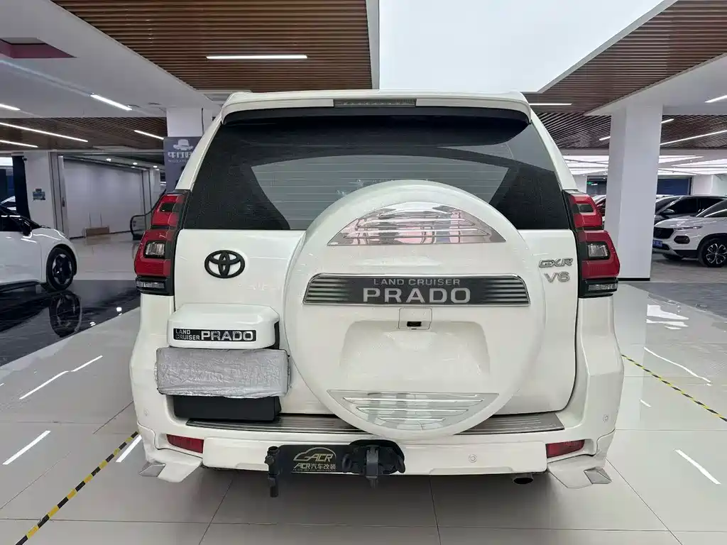 Toyota Prado 2020 — фото 8