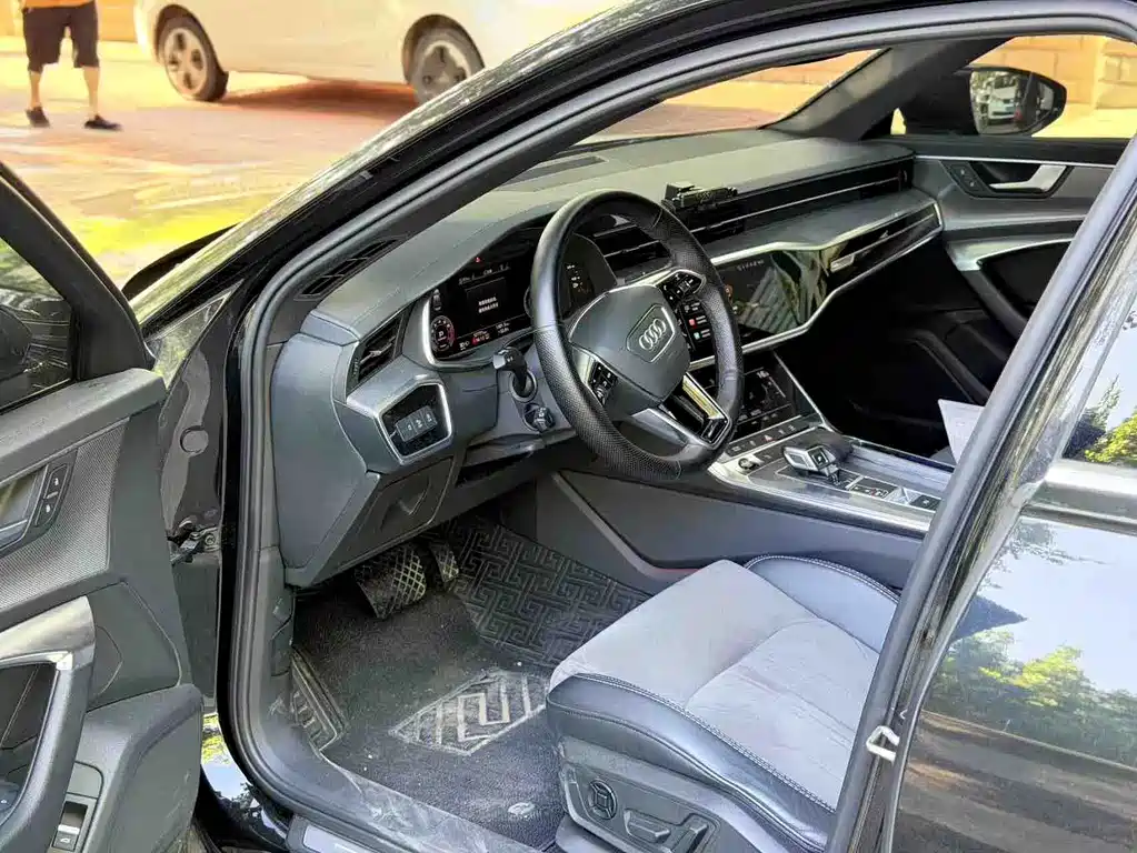 Audi A6L 2022 — фото 3