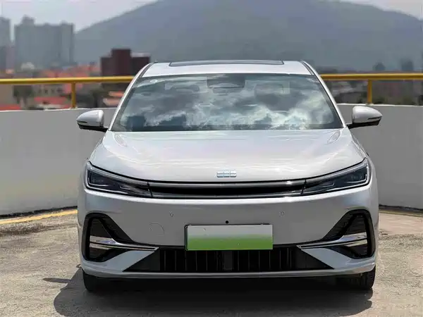 Geely Galaxy A7 EM 2025