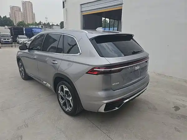 Geely Xingyue L 2024
