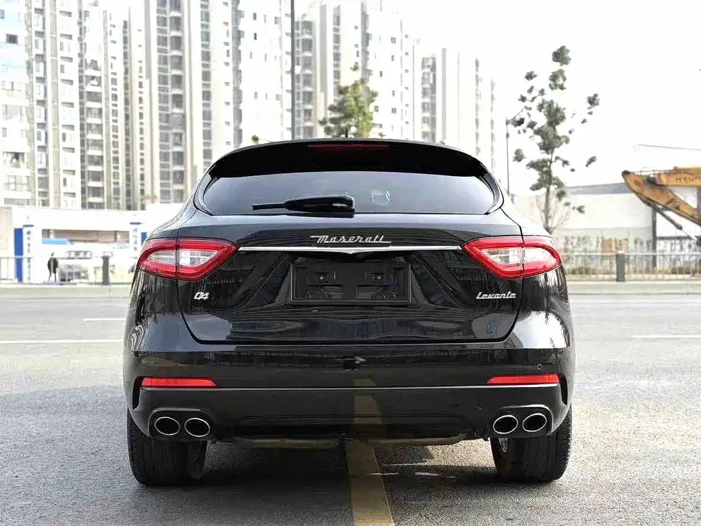 Maserati Levante 2019 — фото 8