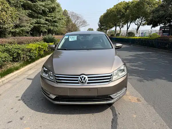 Volkswagen Magotan 2013