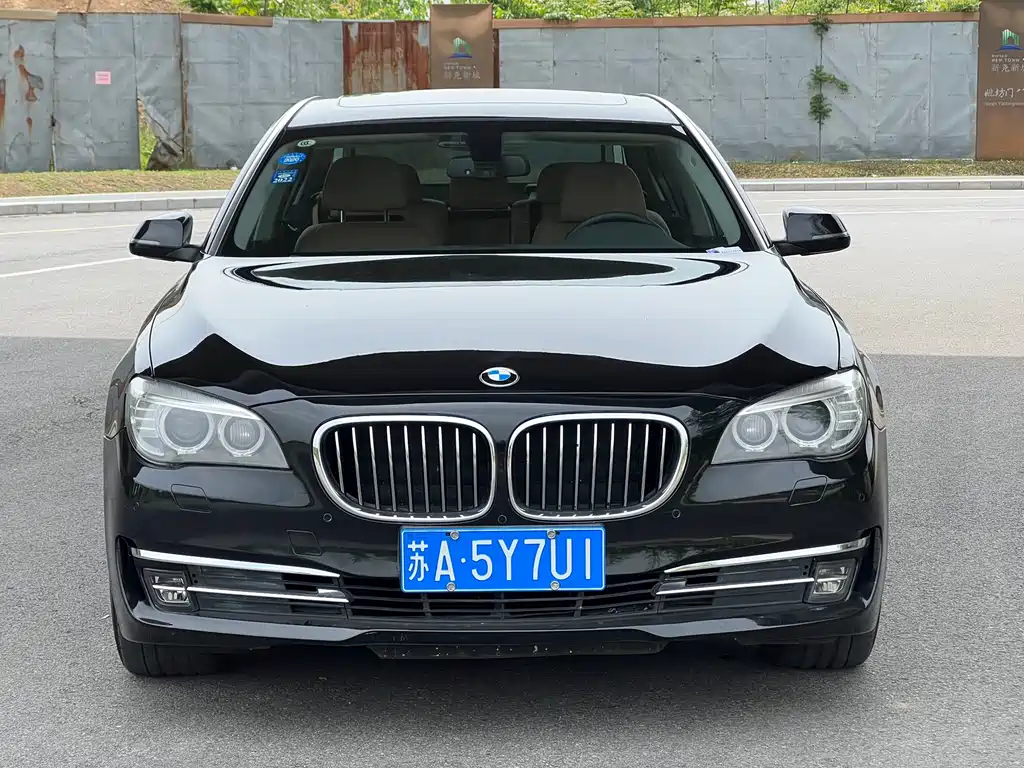 BMW 7 Series 2016 — фото 2
