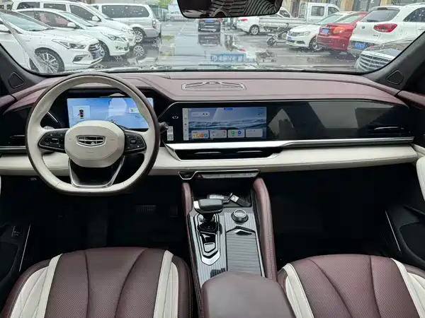 Geely Xingyue L 2022
