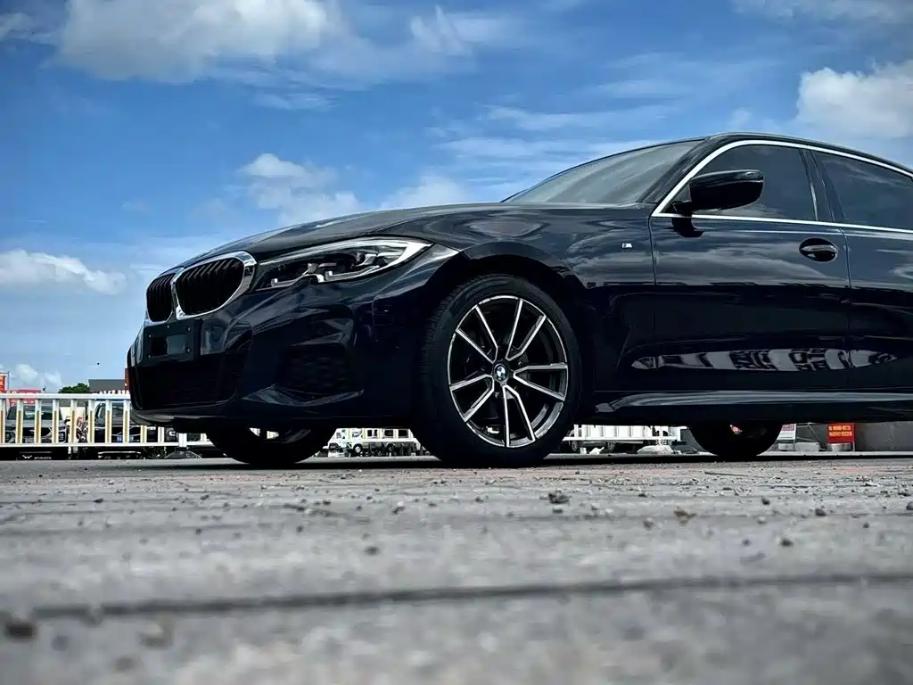BMW 3 Series 2021