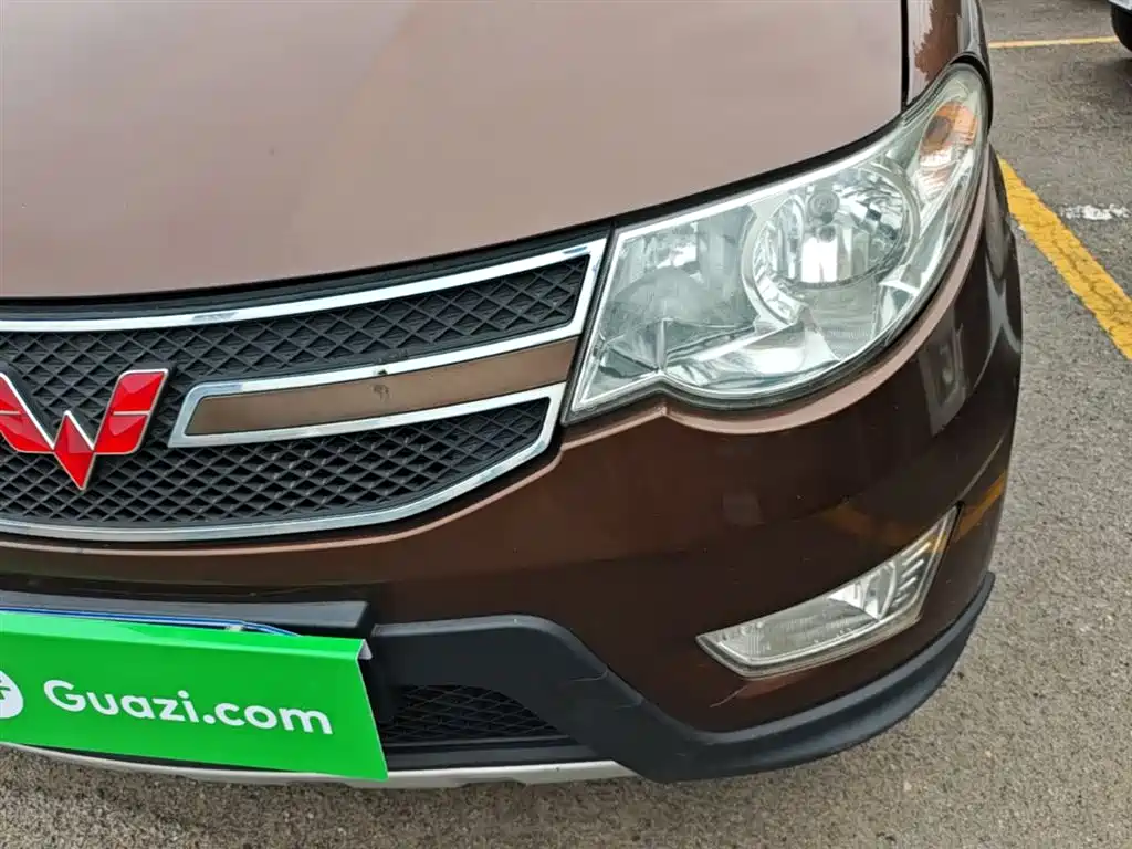 Wuling Hongguang 2015 — фото 23
