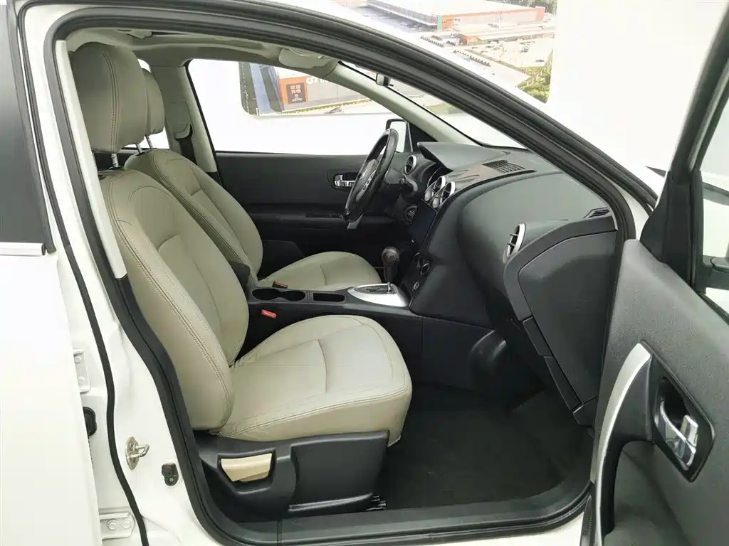 Nissan Qashqai 2014 — фото 23