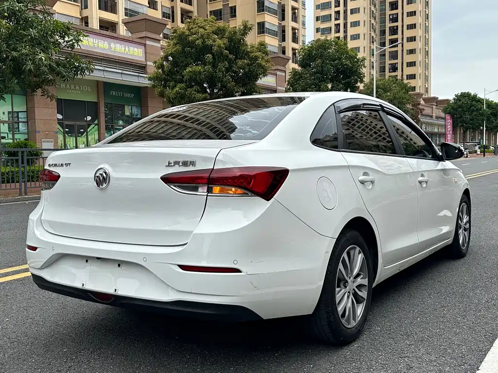 Buick Excelle 2021