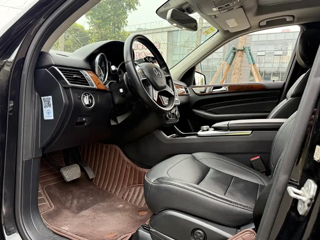 Mercedes-Benz M-Class 2015 — фото 4