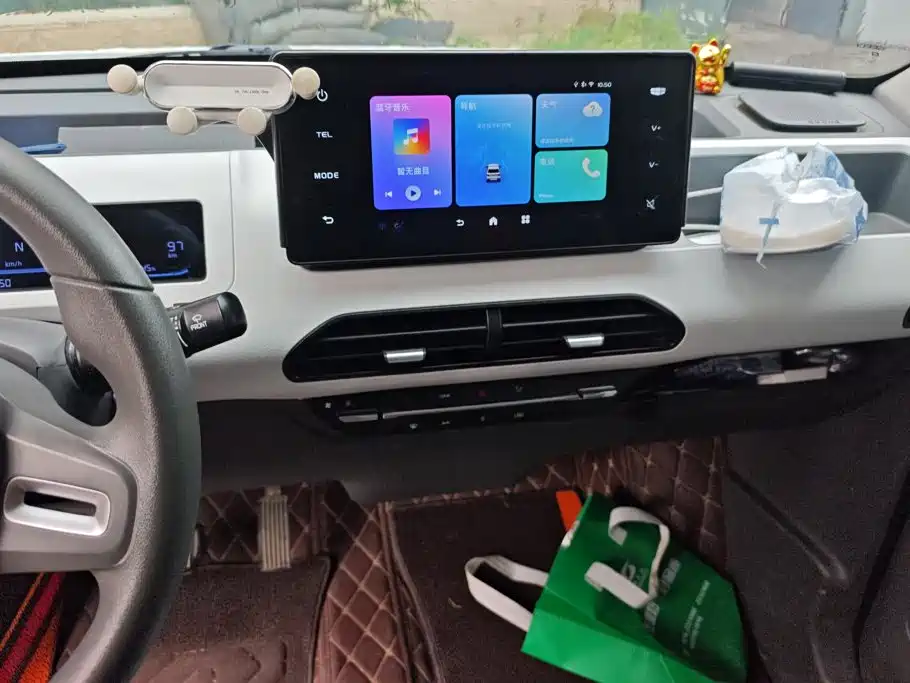 Geely Galaxy Panda 2025 — фото 13