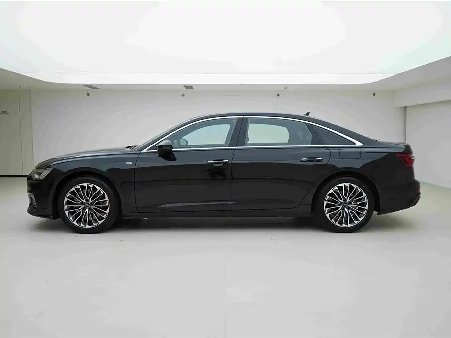 Audi A6L New Energy 2022 — фото 2