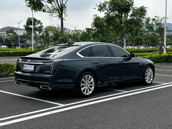 Cadillac CT6 2023