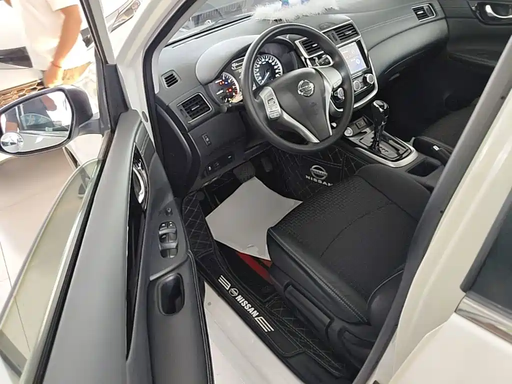 Nissan Tiida 2020 — фото 16