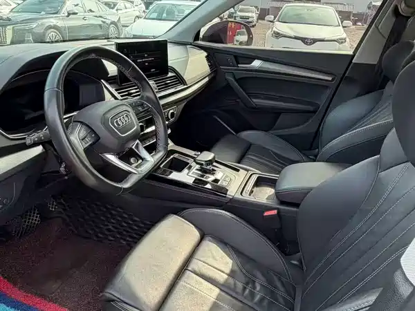 Audi Q5L 2022