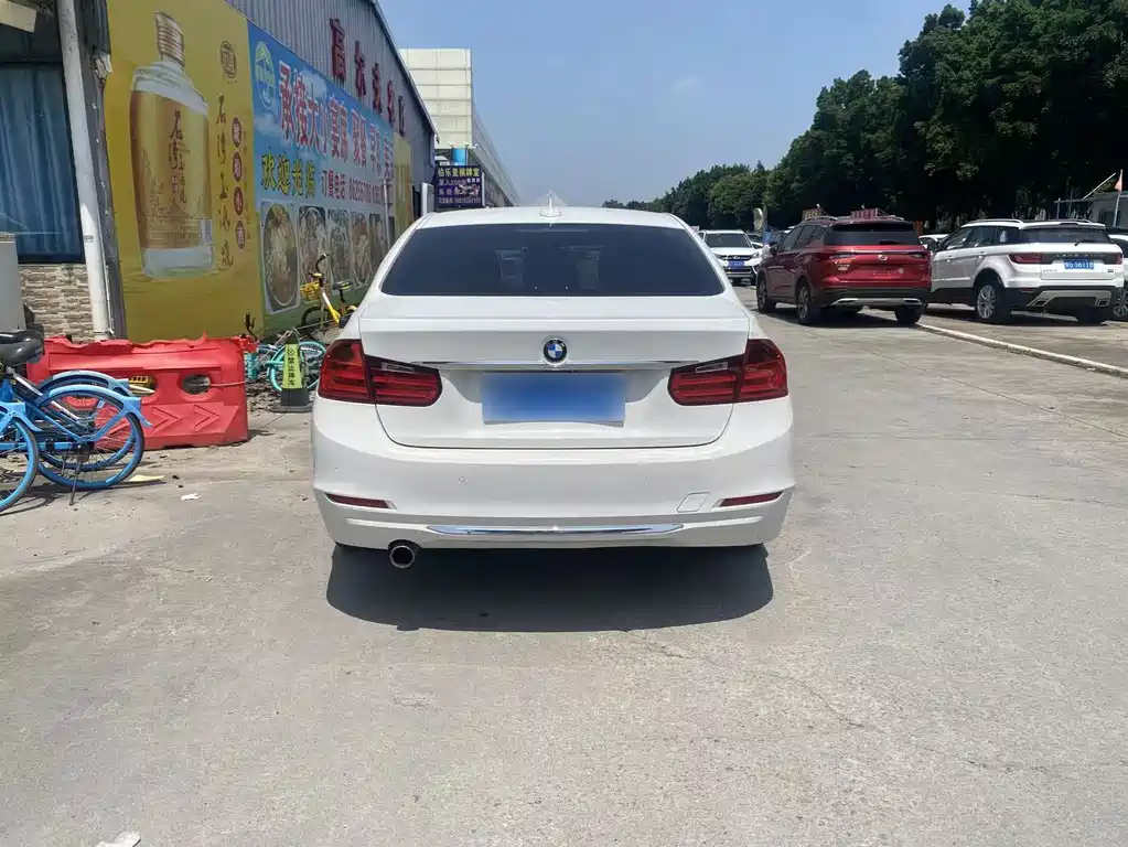 BMW 3 Series 2015