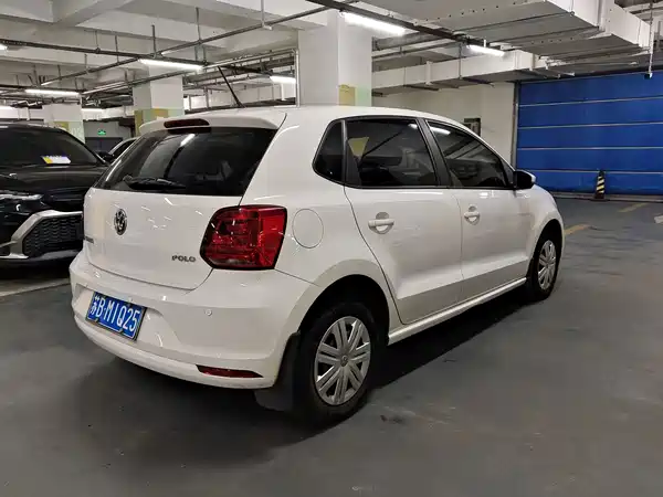 Volkswagen Polo 2014