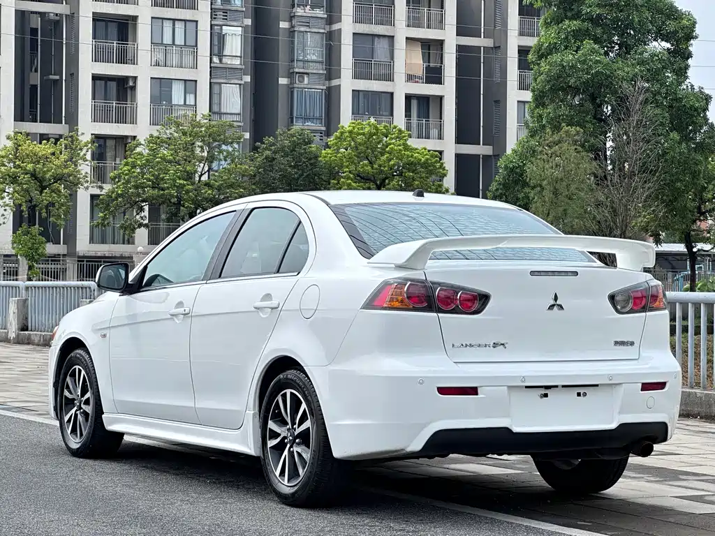 Mitsubishi Lancer EX 2014 — фото 6