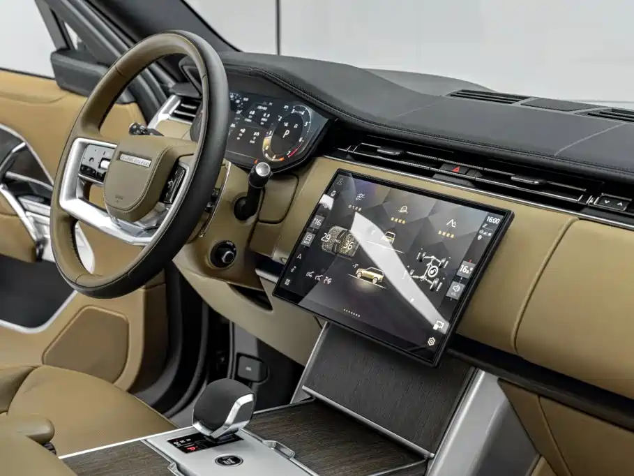 Land Rover Range Rover 2024 — фото 20