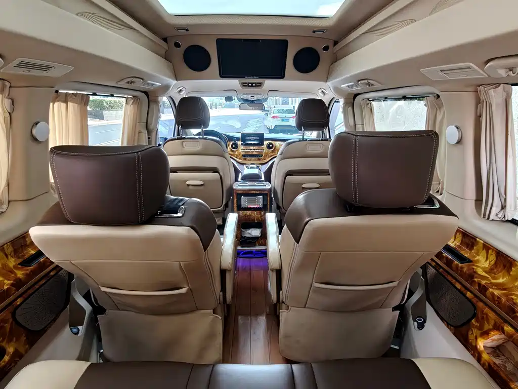 Mercedes-Benz V-Class 2018 — фото 5