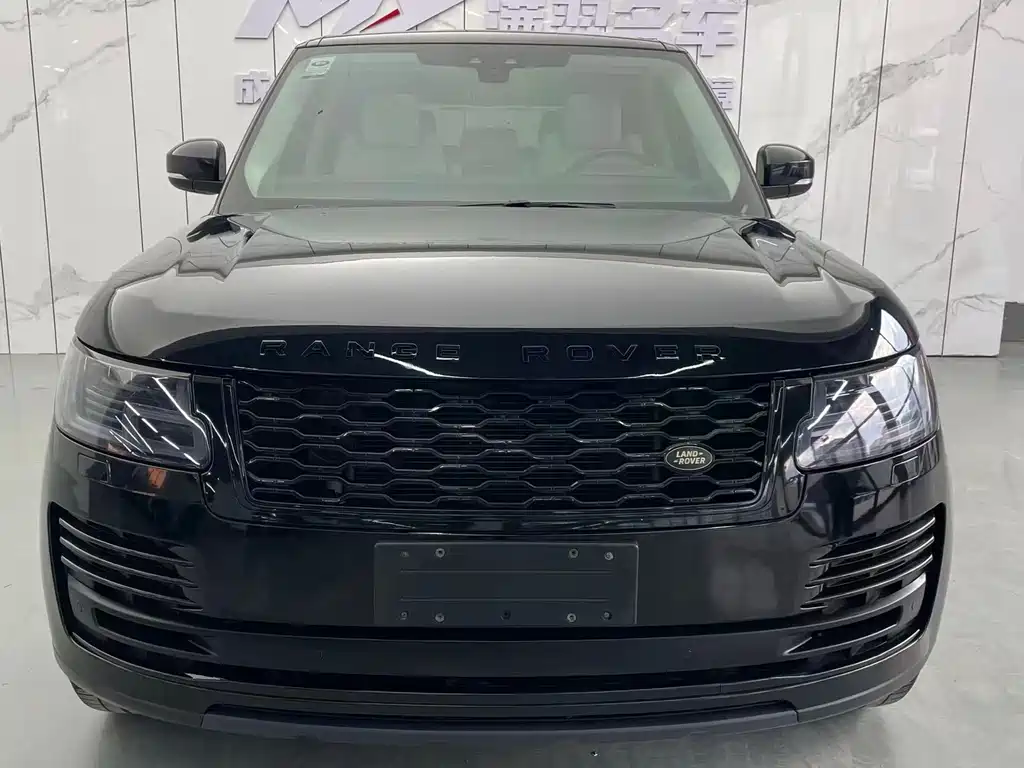 Land Rover Range Rover 2018 — фото 1
