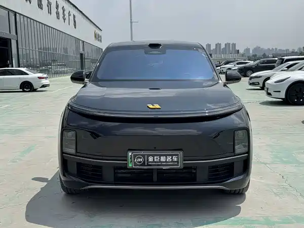 Li Auto L9 2025