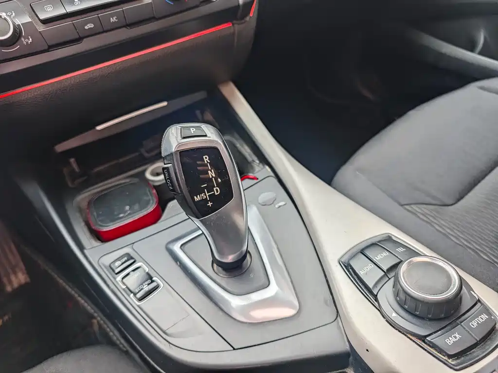 BMW 1 Series 2014 — фото 15