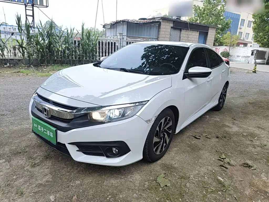 Honda Civic 2019 — фото 1