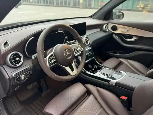 Mercedes-Benz GLC 2021