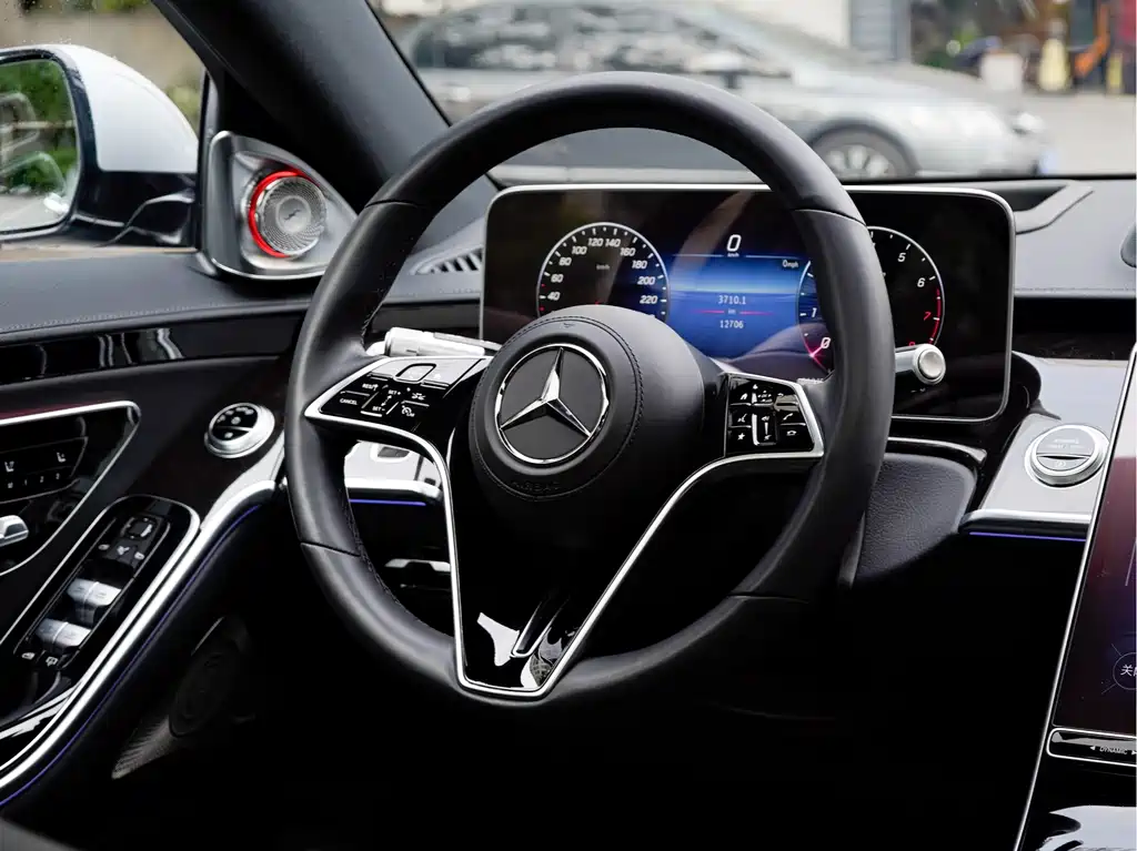Mercedes-Benz S-Class 2025 — фото 12