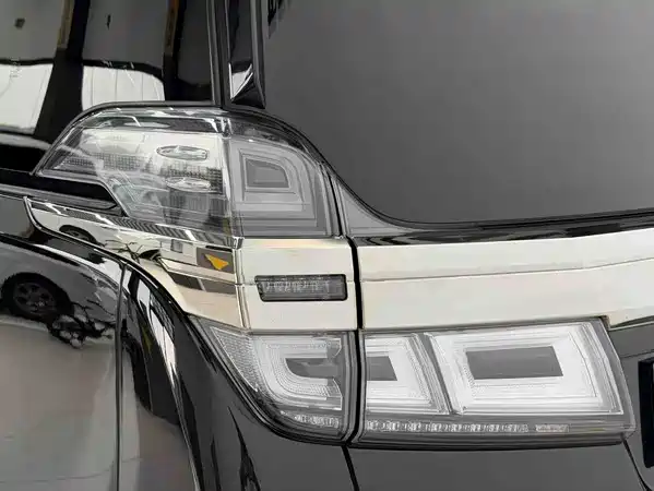 Toyota Vellfire 2021