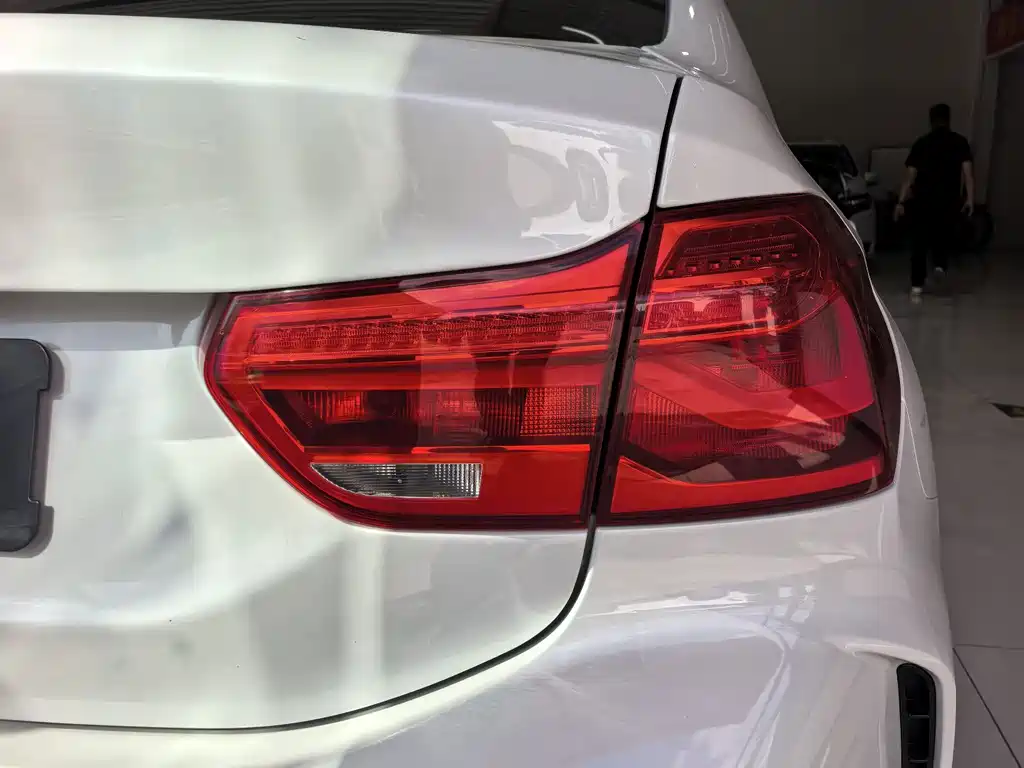 BMW 1 Series 2021 — фото 17