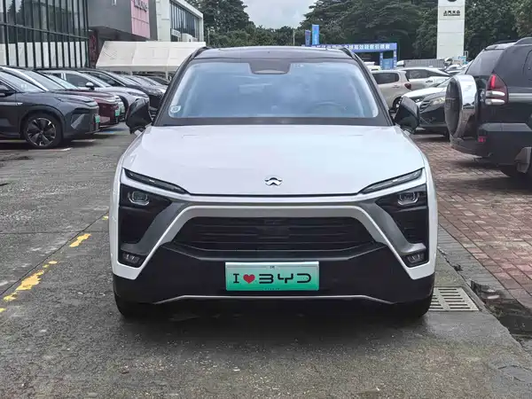 NIO ES8 2019