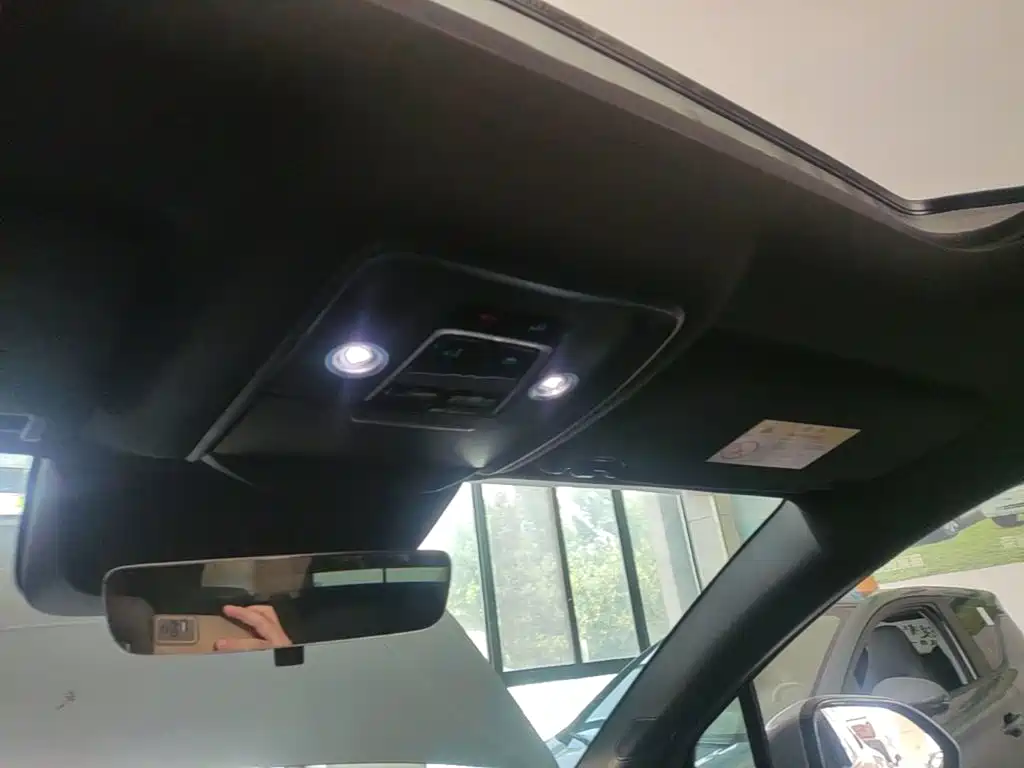 BYD Song L DM-i 2025 — фото 18